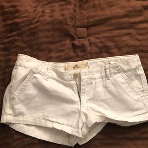 White hollister shorts